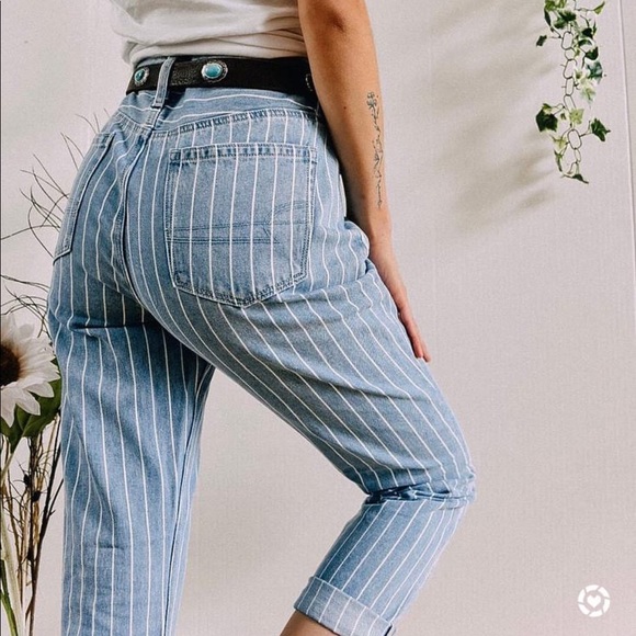 American Eagle Outfitters Denim - American Eagle High Rise Mom Jeans in Pinstripe